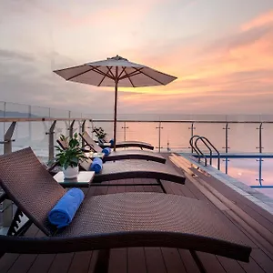 Hotell Sunny Ocean & Spa, Da Nang